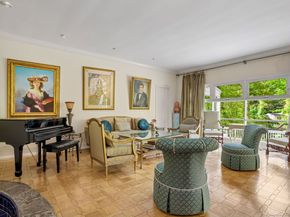 27 Wellington Drive, Stamford CT 06903