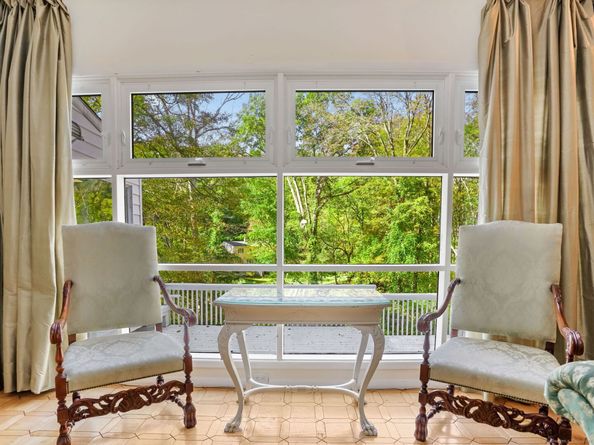 27 Wellington Drive, Stamford CT 06903