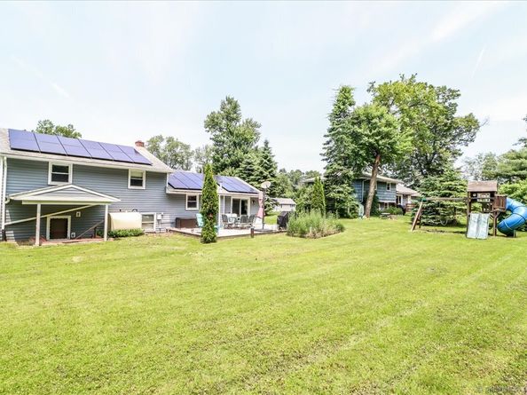 22 Woodview Drive, Brookfield CT 06804