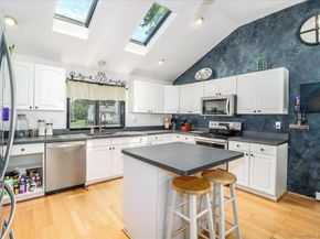 22 Woodview Drive, Brookfield CT 06804