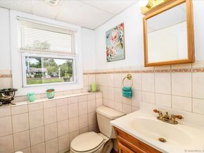 22 Woodview Drive, Brookfield CT 06804