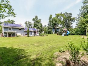 22 Woodview Drive, Brookfield CT 06804