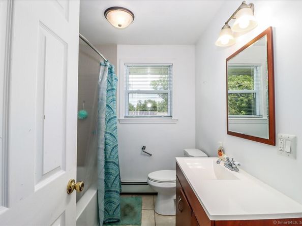 22 Woodview Drive, Brookfield CT 06804