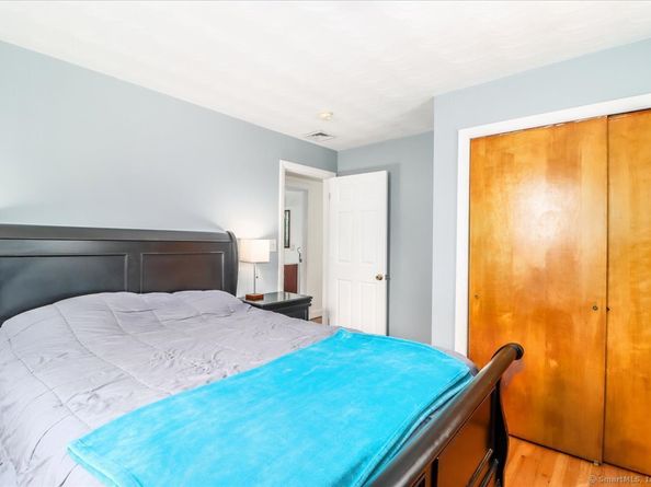 22 Woodview Drive, Brookfield CT 06804