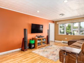 22 Woodview Drive, Brookfield CT 06804
