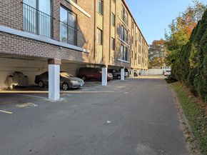 393 Laurel Avenue APT 203, Bridgeport CT 06605