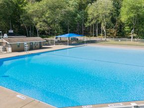 17 Rainbow Drive, Trumbull CT 06611