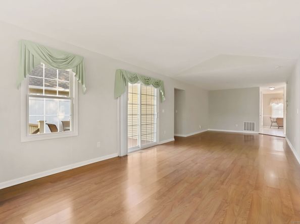 17 Rainbow Drive, Trumbull CT 06611
