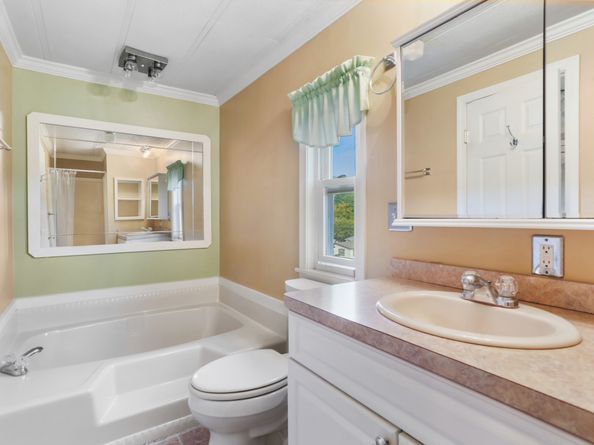 93 Woodland Park, Shelton CT 06484