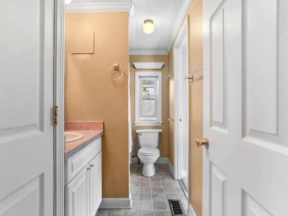 93 Woodland Park, Shelton CT 06484