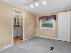 93 Woodland Park, Shelton CT 06484