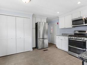 93 Woodland Park, Shelton CT 06484