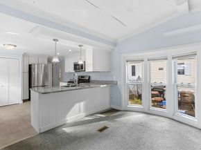 93 Woodland Park, Shelton CT 06484