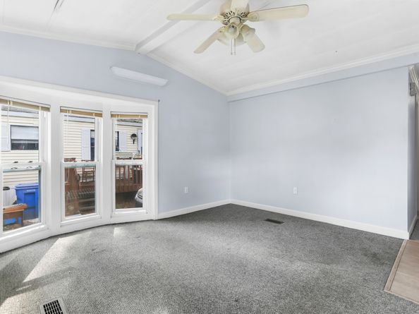93 Woodland Park, Shelton CT 06484