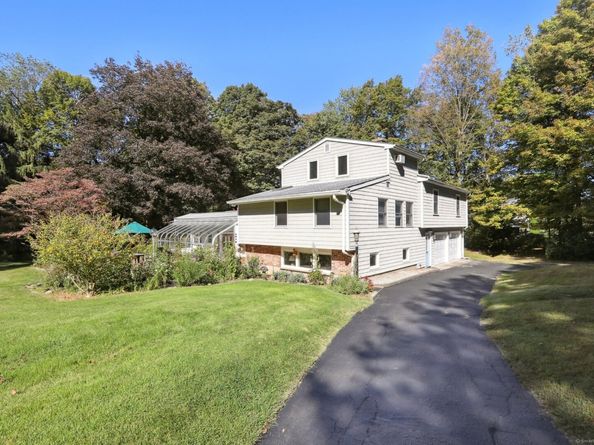 62 Walnut Hill Road, Bethel CT 06801