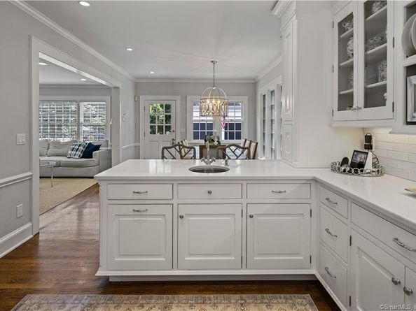 339 Old Norwalk Road, New Canaan CT 06840