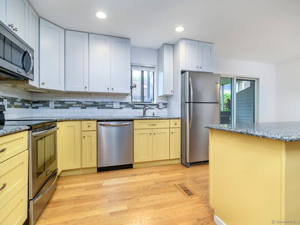 2289 Bedford Street G11, Stamford CT 06905