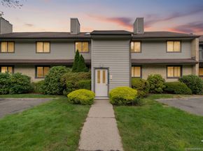 2289 Bedford Street G11, Stamford CT 06905