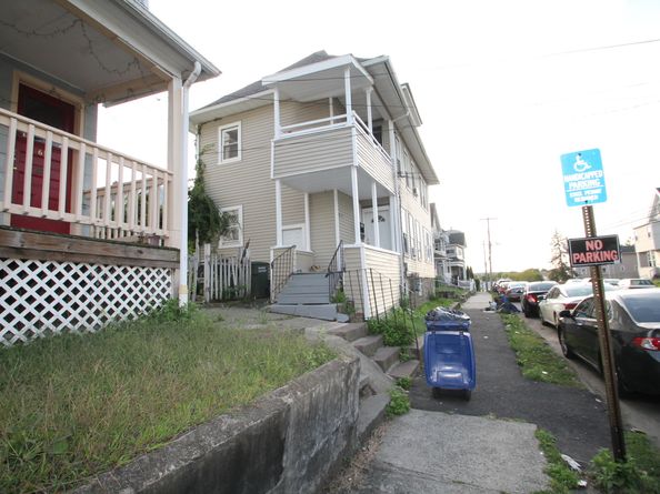 75 Sanford Avenue, Bridgeport CT 06604