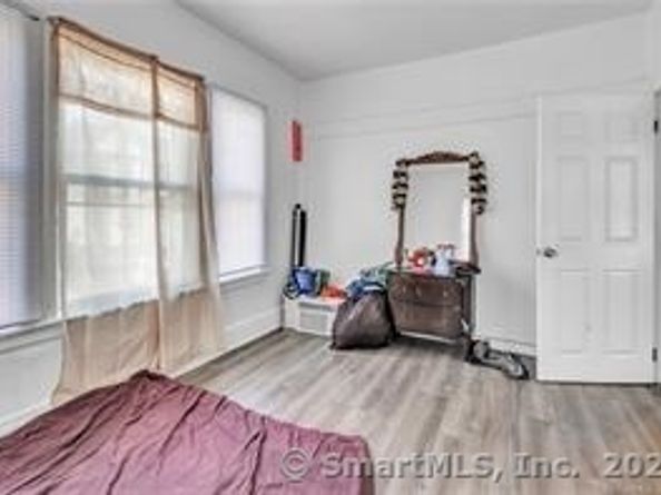 75 Sanford Avenue, Bridgeport CT 06604