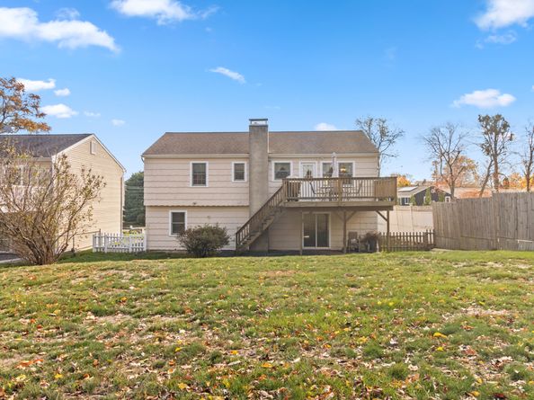 16 Katy Lane, Norwalk CT 06851