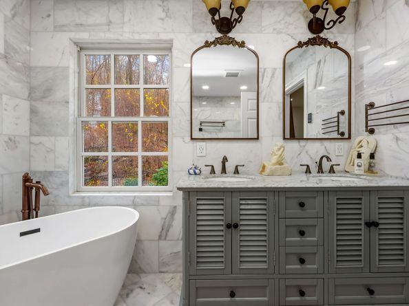 3 Alexandra Drive, New Fairfield CT 06812