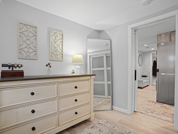 5 Hundley Court 1E, Stamford CT 06902