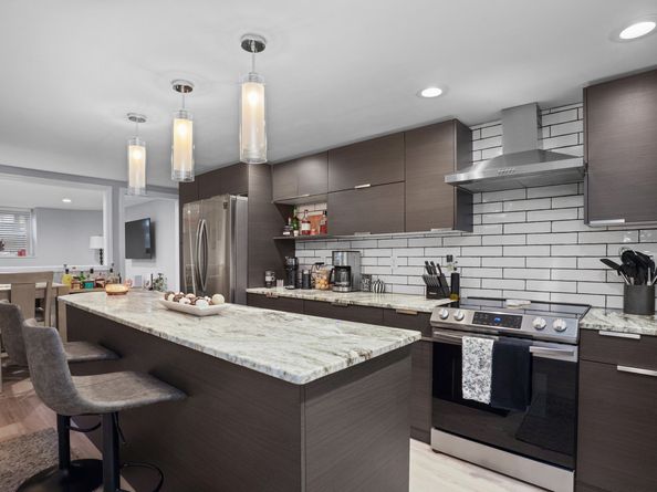 5 Hundley Court 1E, Stamford CT 06902