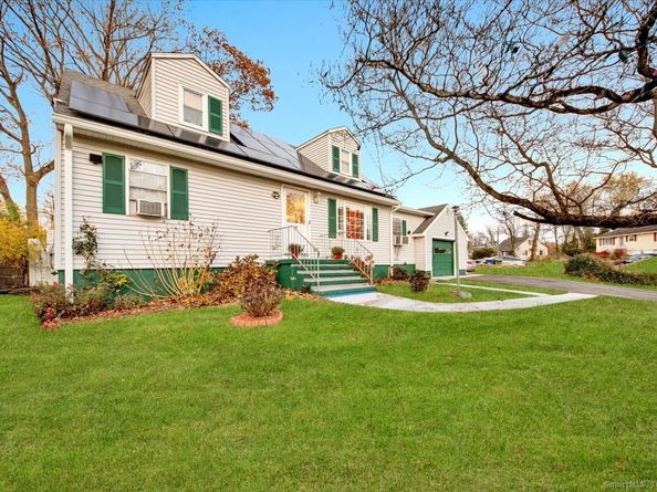 65 Clearview Drive, Bridgeport CT 06606