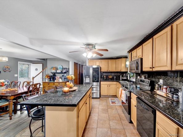 65 Clearview Drive, Bridgeport CT 06606