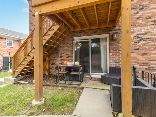 151 Courtland Avenue APT 4G, Stamford CT 06902