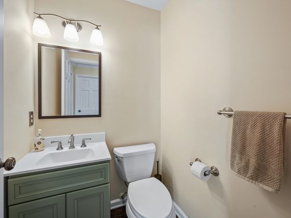 77 Aspen Lane, Stamford CT 06903