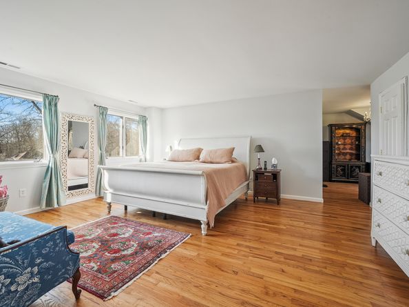 77 Aspen Lane, Stamford CT 06903