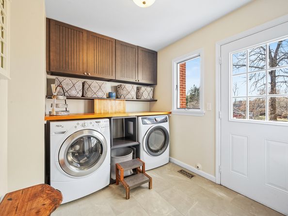 77 Aspen Lane, Stamford CT 06903