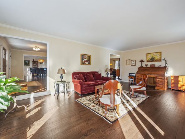 77 Aspen Lane, Stamford CT 06903