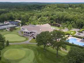 35 Village Walk 35, Wilton CT 06897