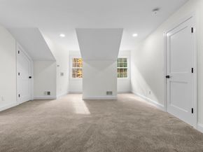 35 Village Walk 35, Wilton CT 06897