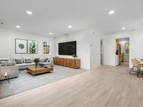 35 Village Walk 35, Wilton CT 06897