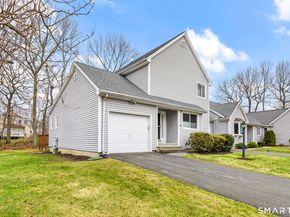 305 Aspetuck Trail 305, Shelton CT 06484