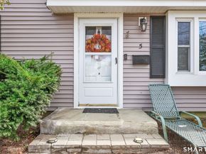 5 Sanford Place, Stratford CT 06615