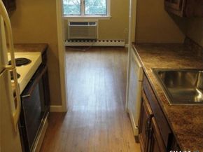 136 Deer Hill Avenue B12, Danbury CT 06810