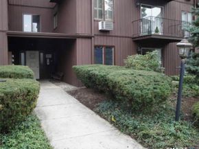 136 Deer Hill Avenue B12, Danbury CT 06810