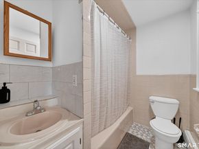 170 Huntington Turnpike, Bridgeport CT 06610