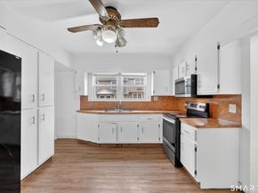 170 Huntington Turnpike, Bridgeport CT 06610