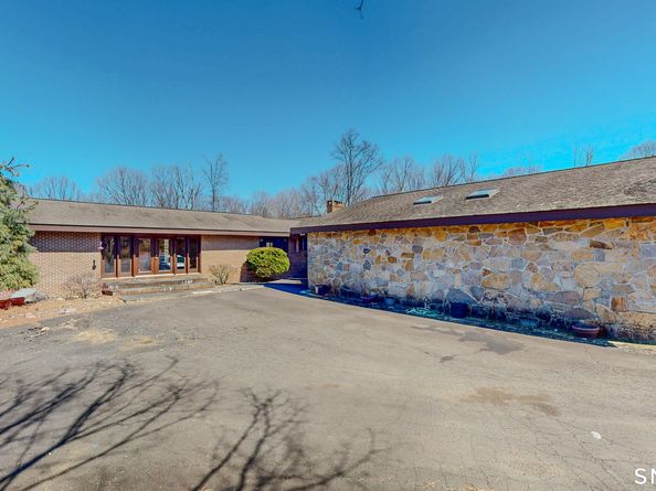 19 Marchant Road, Redding CT 06896