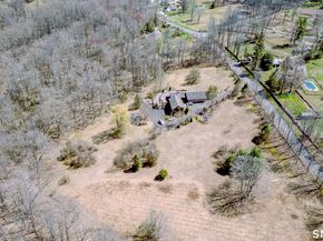 19 Marchant Road, Redding CT 06896