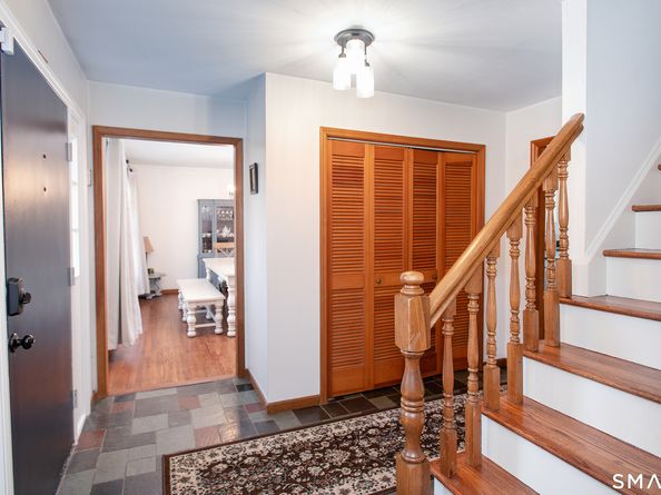 95 Obtuse Hill Road, Brookfield CT 06804