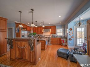 109 Long Meadow Hill Road, Brookfield CT 06804