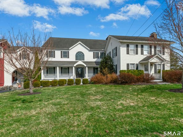 109 Long Meadow Hill Road, Brookfield CT 06804