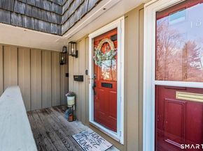 19 Ledgebrook Drive 19, Norwalk CT 06854